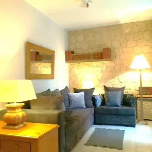 https://villa-thermae.fr-provencehotel.com